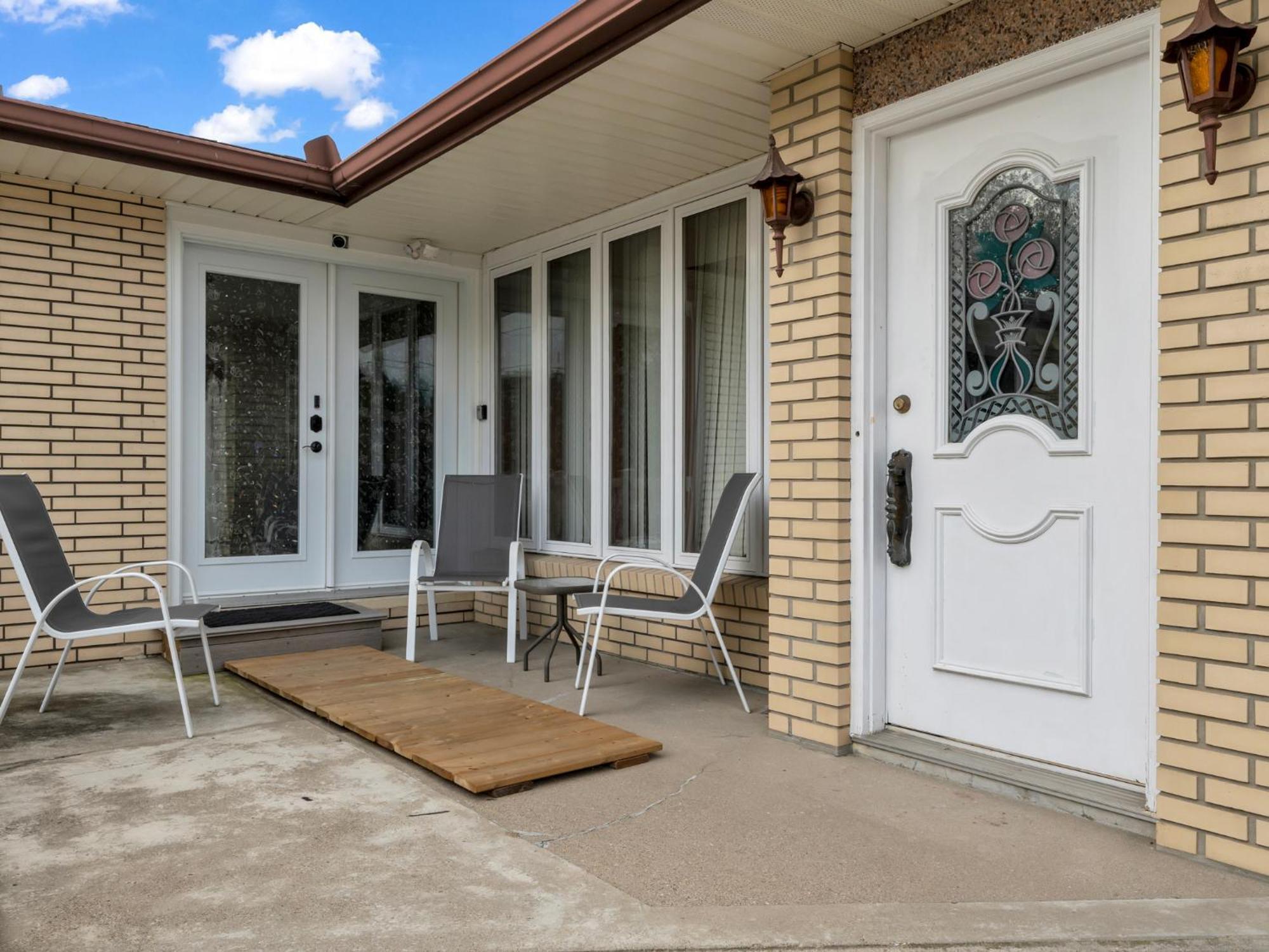 Park Bungalow #4 - Seacliff Beach Suites Лімінґтон Екстер'єр фото